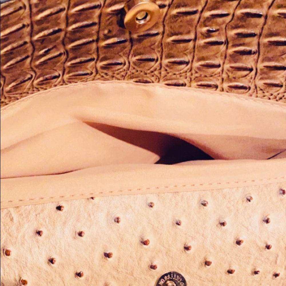 Handbag - Picture 8 of 11